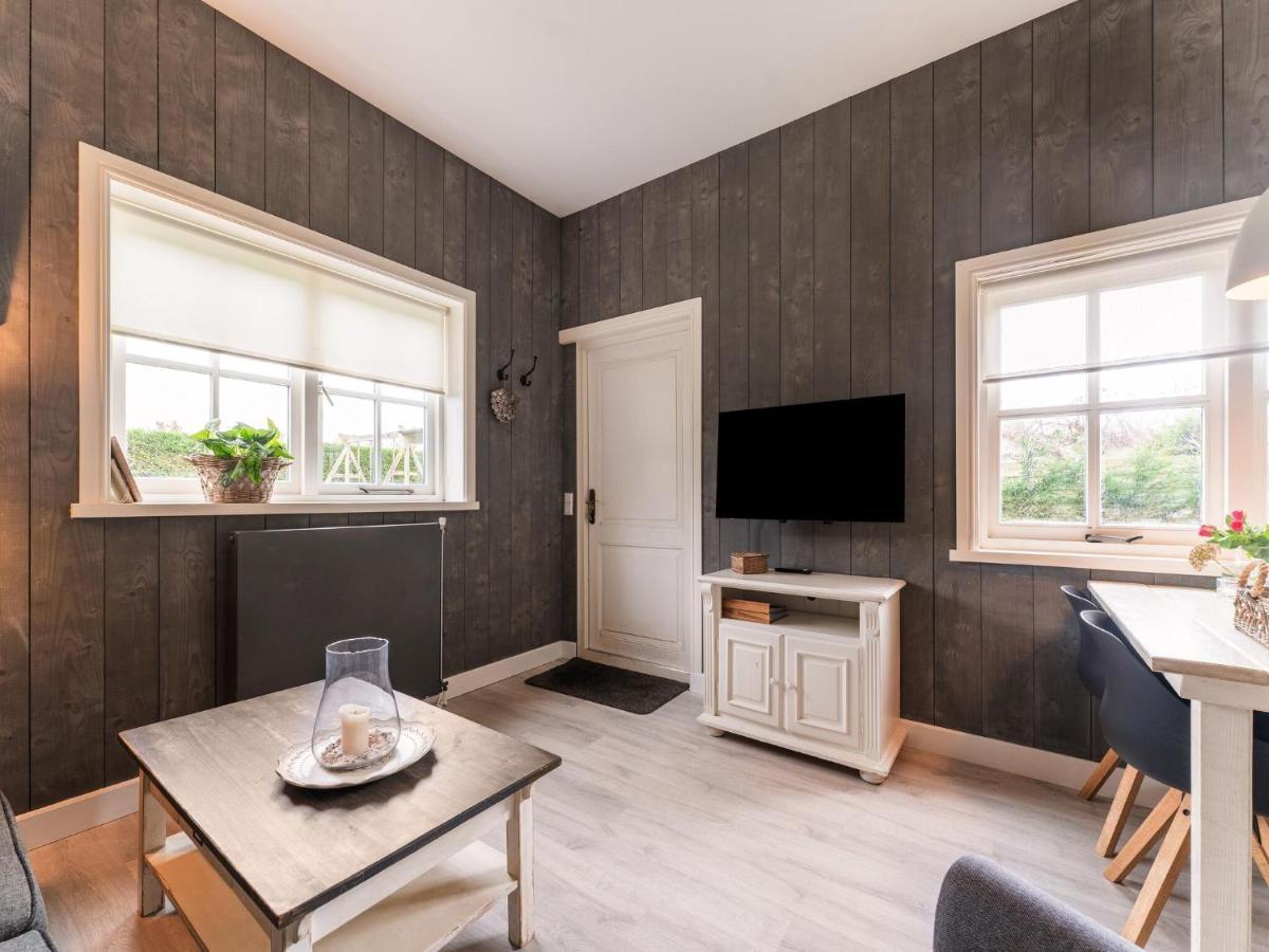 Quaint Summer Holiday Home In Egmond Binnen Egmond-Binnen Exterior foto